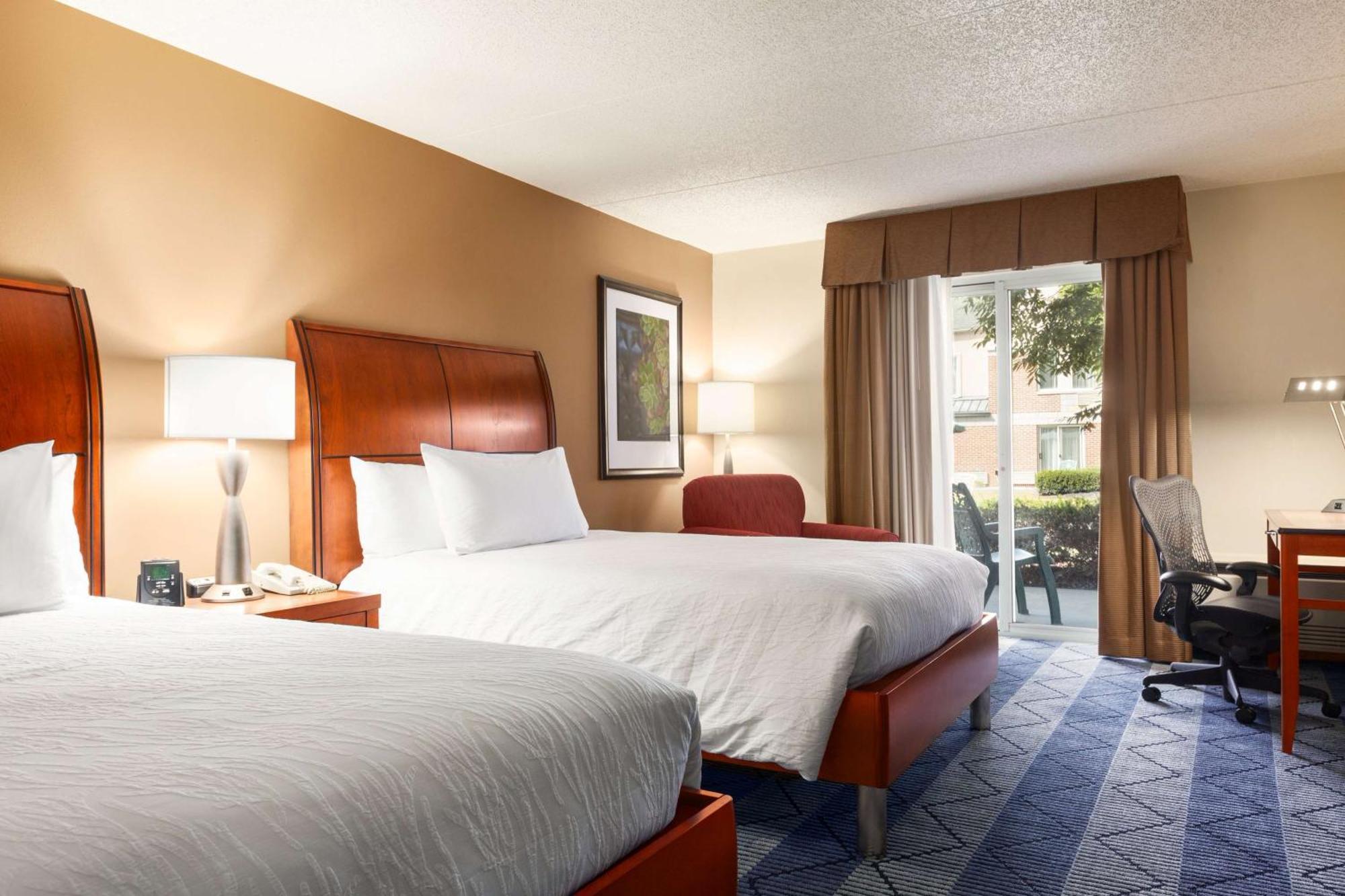 Double Room with Two Double Beds and View