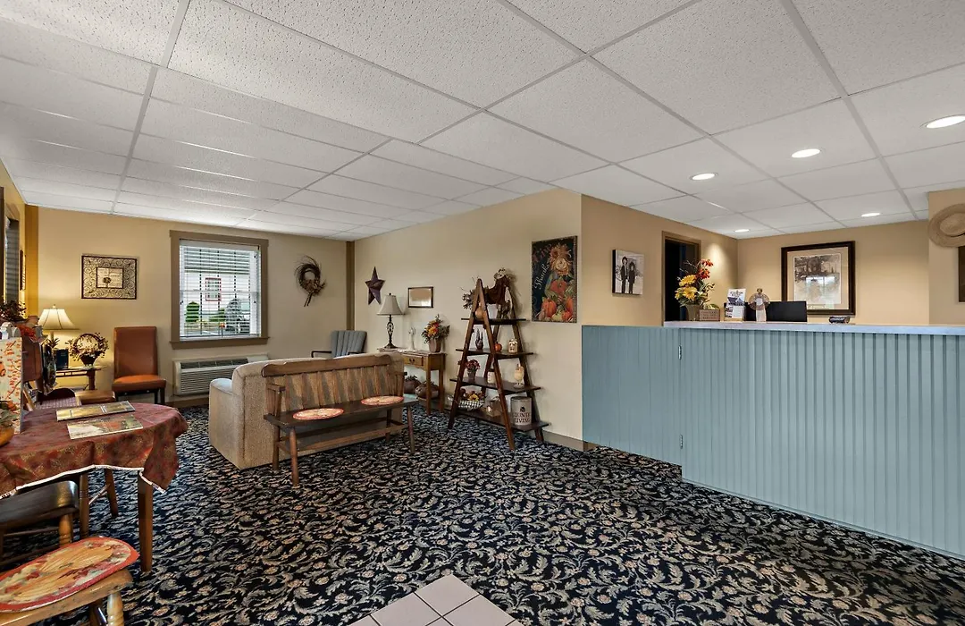 Country Living Inn-1